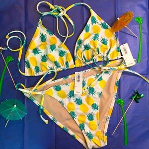 🍍Old Navy pineapple bikini set 🍍